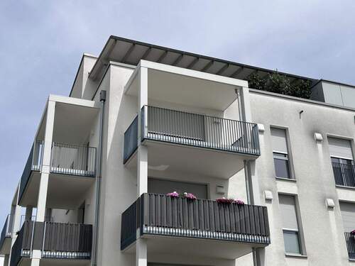 Aussenansicht - Moderne 3 Zimmer Wohnung mit 2 Balkonen und sehr guter Infrastruktur