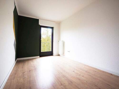 Bild 2 - 3 Zimmer Etagenwohnung zum Kaufen in Saarbrücken