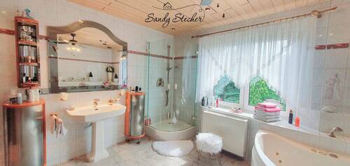 OG Master-Badezimmer.jpg - 