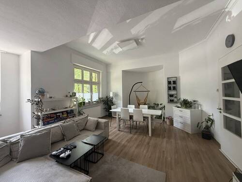 Wohnzimmer - 3 Zimmer Etagenwohnung zum Kaufen in Krefeld