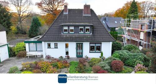 Titelbild - 7 Zimmer Einfamilienhaus zum Kaufen in Ritterhude