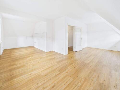 Wohn-/Essbereich (DG) - 