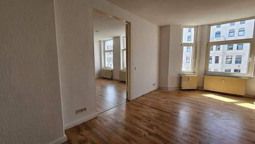Erkerzim. inkl Durchgang offen - 2 Zimmer Etagenwohnung in Magdeburg