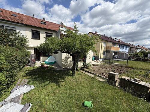 Bild 1 - Ein- oder Zweifamilien Haus mit 6,5 Zimmern in Waiblingen