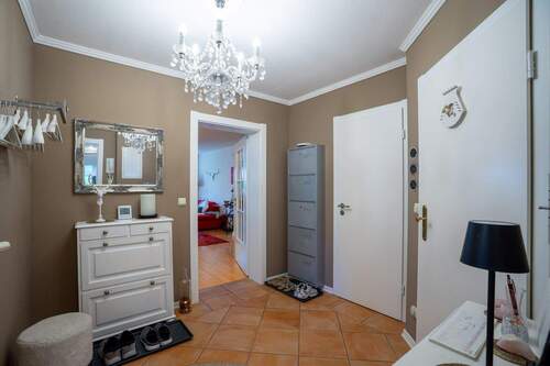 Wohnungseingang und Diele - 