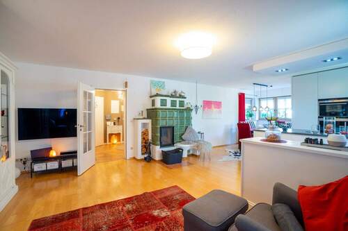Wohn-/Essbereich (Ansicht 1) - Etagenwohnung mit 96,00 m² in Aschau im Chiemgau zum Kaufen