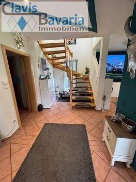 Eingangsbereich, Treppenhaus zum OG - 