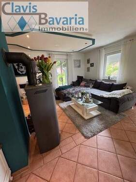 Wohnbereich und Kaminofen - 