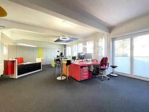 EG Büro - Büro mit 280,00 m&sup2; in Nürnberg zum Kaufen