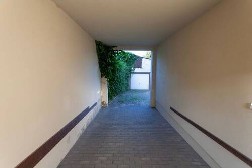 Durchfahrt zum Hof - 