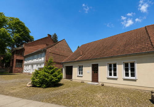 Fassade - 4 Zimmer Doppelhaushälfte in Alt Ruppin