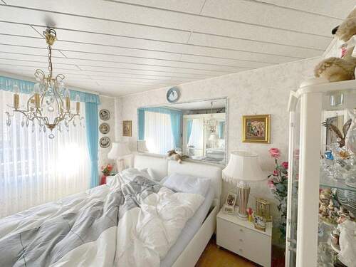 Schlafzimmer 1 - 