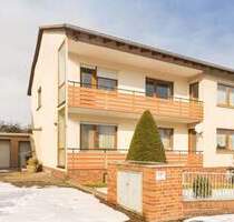 Familienleben genießen im großzügigen Zweifamilienhaus mit grünem Garten - Borken