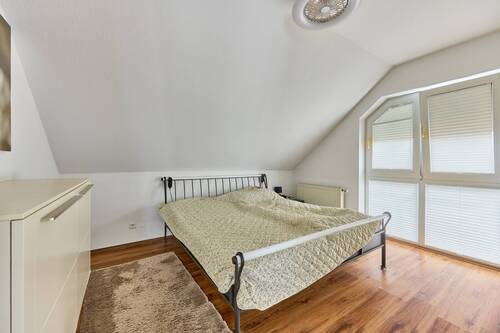 Schlafzimmer - Etagenwohnung mit 112,00 m² in Zwingenberg zum Kaufen