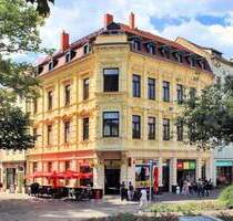 Charmante 2-Raum-Dachgeschosswohnung mit sonniger Dachterrasse – direkt am Merseburger Markt!