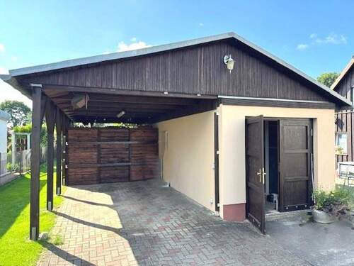 Carport + Garage von vorn - 