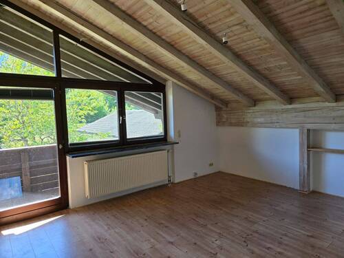 Teilansicht Kinderzimmer - Einfamilienhaus mit 280,00 m&sup2; in Bad Reichenhall zum Kaufen