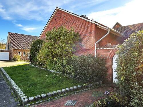 Nordöstliche Seitenansicht - 4 Zimmer Einfamilienhaus in Emsdetten