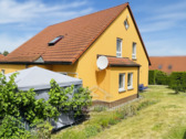 Süd/Ost-Ansicht - Ruhig und ländlich, Doppelhaushälfte in Diera