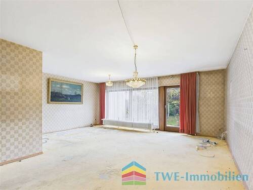 Wohnzimmer - Reihenmittelhaus in Eggenstein-Leopoldshafen zum Kaufen