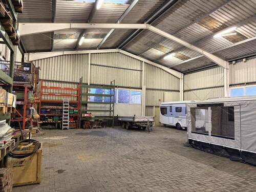 Lagerhalle - 