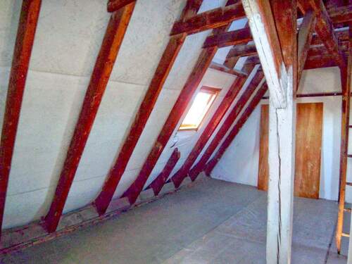 Dachgeschoss-Dachboden - 