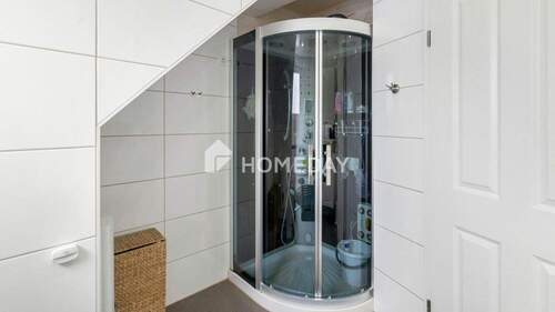 1. OG Badezimmer 2 - 