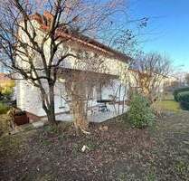 !!!!! Charmantes 2-3 Familienhaus in schöner Lage von Ditzingen !!!!!