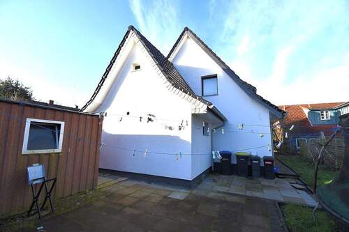 Ansicht Ost - 5 Zimmer Einfamilienhaus in Gnarrenburg