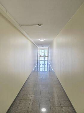 Flur zur Wohnung - 