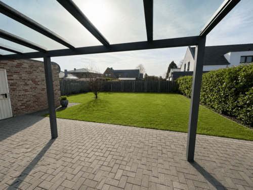 Terrasse mit Überdachung - 