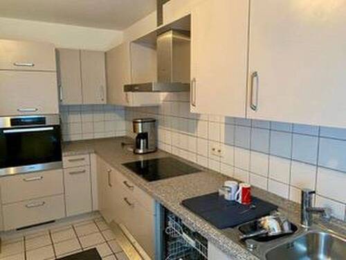 Einbauküche, 3-Zi-Whg - 