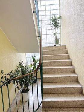 Gepflegtes Treppenhaus - 