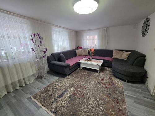 Wohnzimmer - 4 Zimmer Reihenendhaus in Neumarkt-Sankt Veit