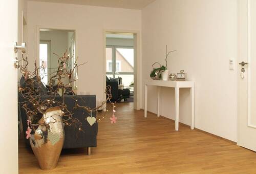 Flur - typänliche Abbildung - 4 Zimmer Terrassenwohnung zum Kaufen in Kassel