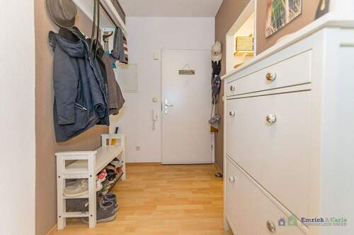 Flur / Eingangsbereich - 2 Zimmer Etagenwohnung zum Kaufen in Rüsselsheim