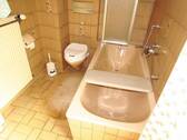 Tageslichtbad mit Wanne - 