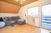 Schlafzimmer mit Balkon 1.OG - 