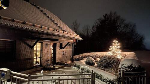 Hauseingang - 5 Zimmer Einfamilienhaus in Berg