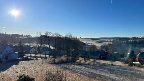 Blick ins Tal - Einfamilienhaus mit 180,00 m&sup2; in Berg zum Kaufen