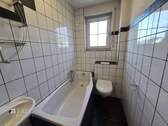 1.OG-WC + Wanne - 