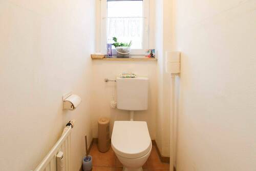 WC - 