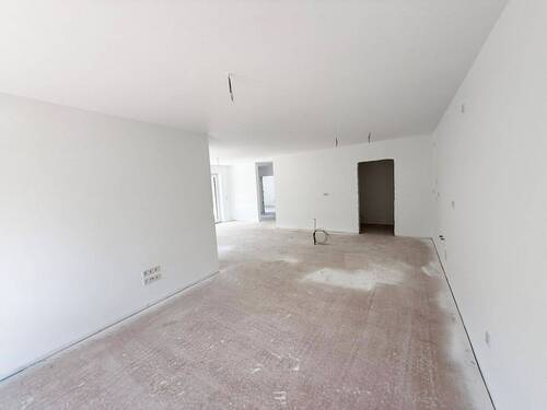 Blick von Wohnzimmer zu Küche - 