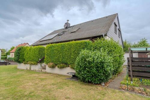 Außenansicht - 9 Zimmer Mehrfamilienhaus, Wohnhaus in Braunschweig