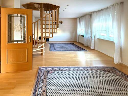 Wohnzimmer - 7 Zimmer Mehrfamilienhaus, Wohnhaus in Brühl