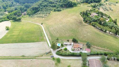 Bild 3 - 8 Zimmer Bauernhaus, Landhaus in Volterra