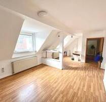 DG-Wohnung mit kl. Gartenparzelle ++ Gut geschnitten ++ Saniert - Duisburg Ruhrort