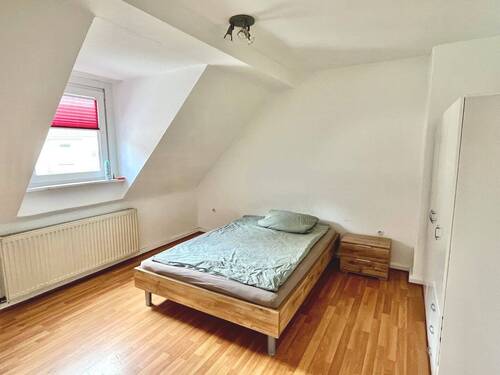 DG Schlafzimmer - 2 Zimmer Etagenwohnung in Duisburg