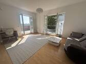 Wohnzimmer - 2 Zimmer Etagenwohnung in Stuttgart