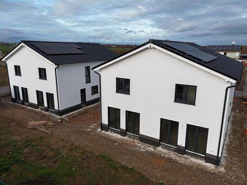 Bild 2 - 4 Zimmer Doppelhaushälfte zum Kaufen in Zülpich-Sinzenich